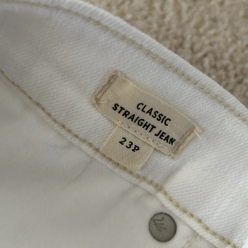 NWOT Madewell Classic Straight Leg Jean Petite Cropped Tile White Sz 23P - Picture 5 of 15